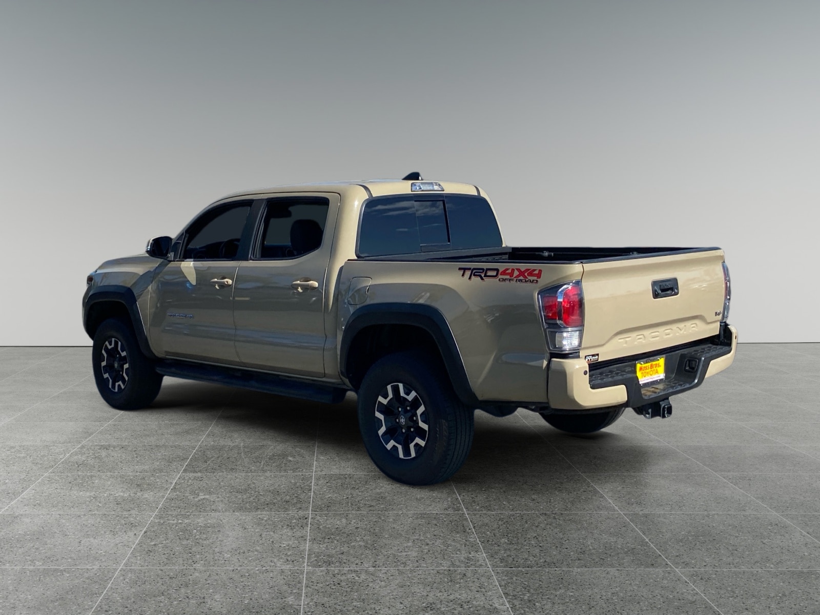 2020 Toyota Tacoma TRD Off-Road photo 3