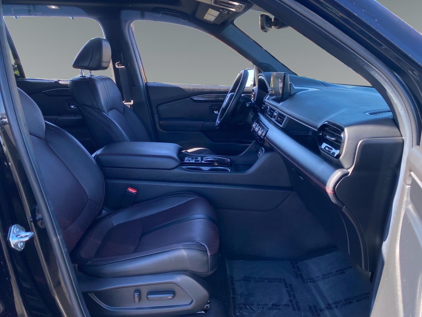 2025 Honda Pilot Black Edition - Photo 15