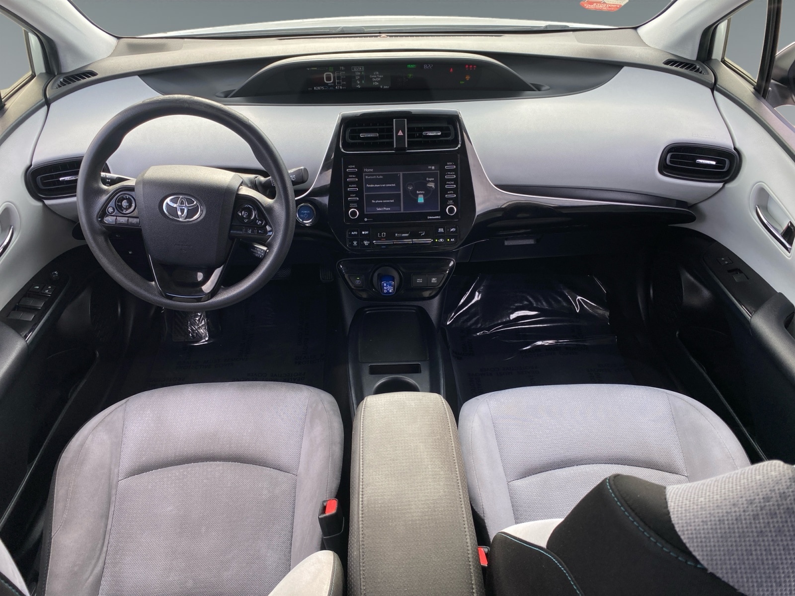 2022 Toyota Prius LE - Photo 10