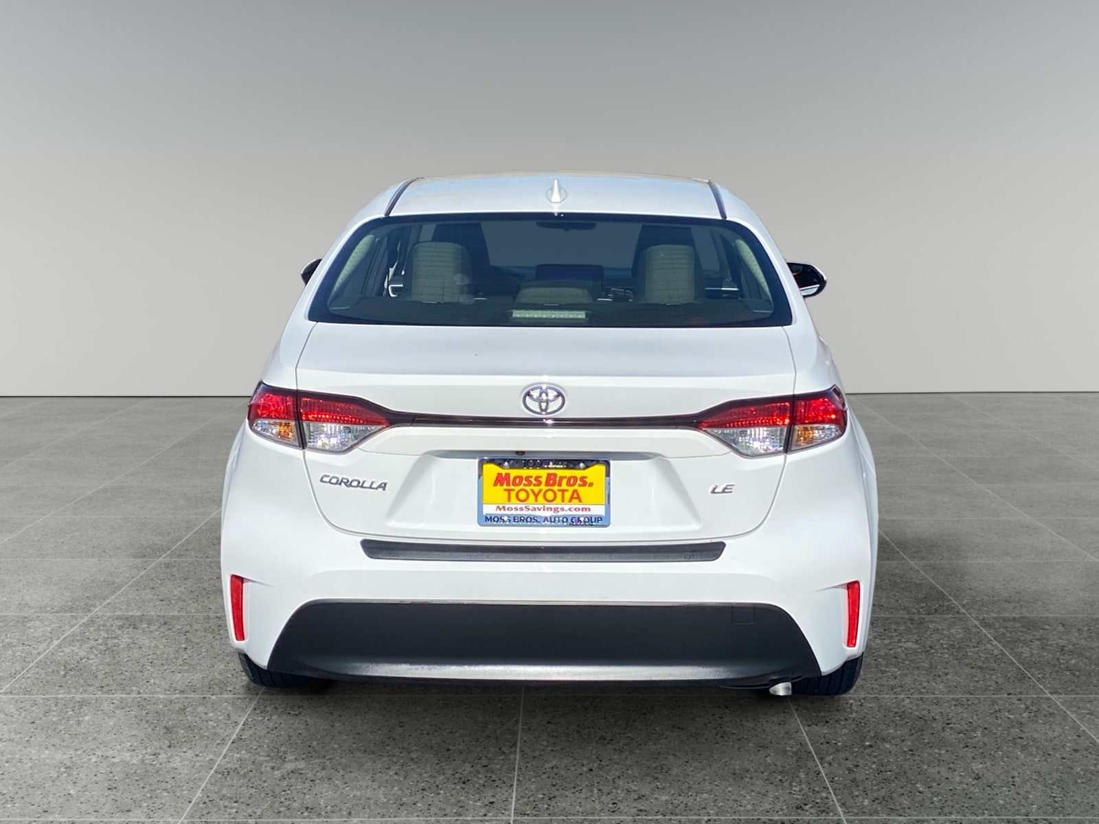 2026 Toyota Corolla LE - Photo 4