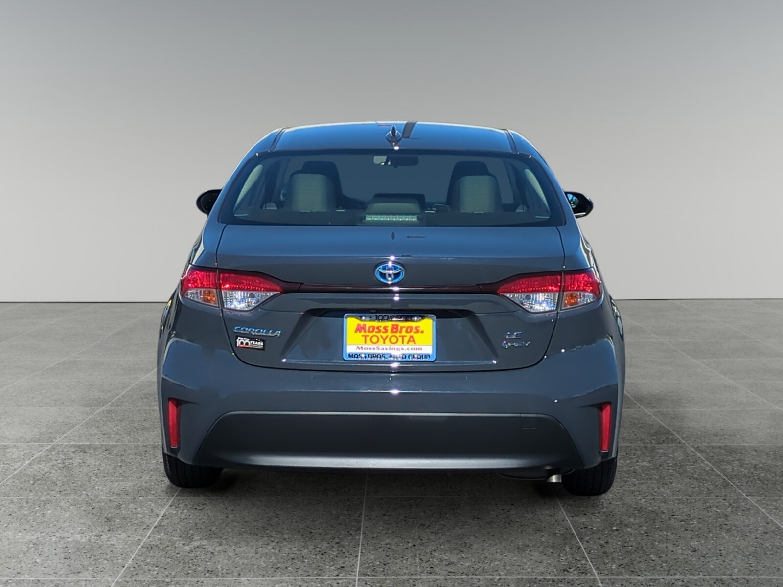 2025 Toyota Corolla Hybrid LE photo 4