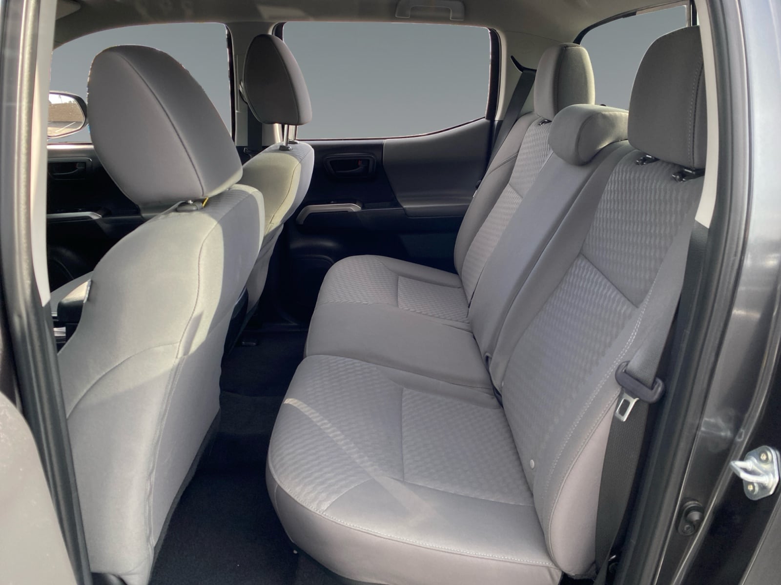 2023 Toyota Tacoma SR5 - Photo 13