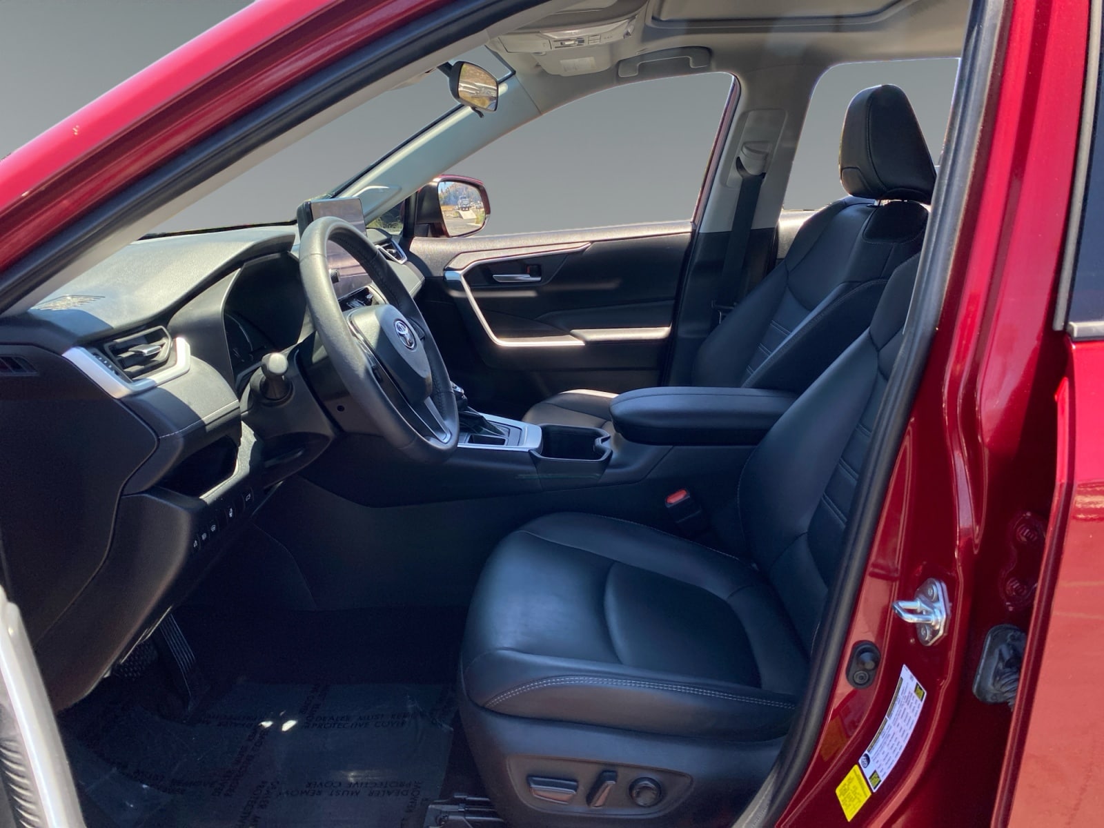 2023 Toyota RAV4 XLE Premium - Photo 9