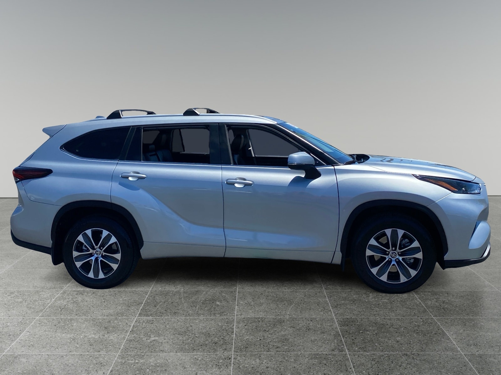 2024 Toyota Highlander XLE - Photo 6