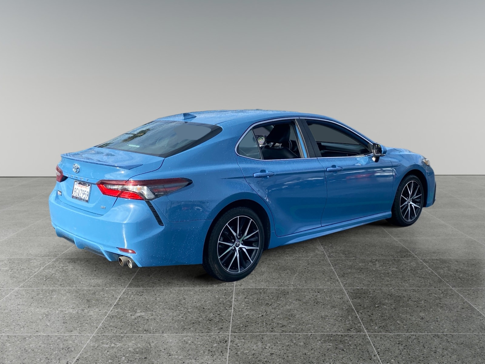 2023 Toyota Camry SE photo 5