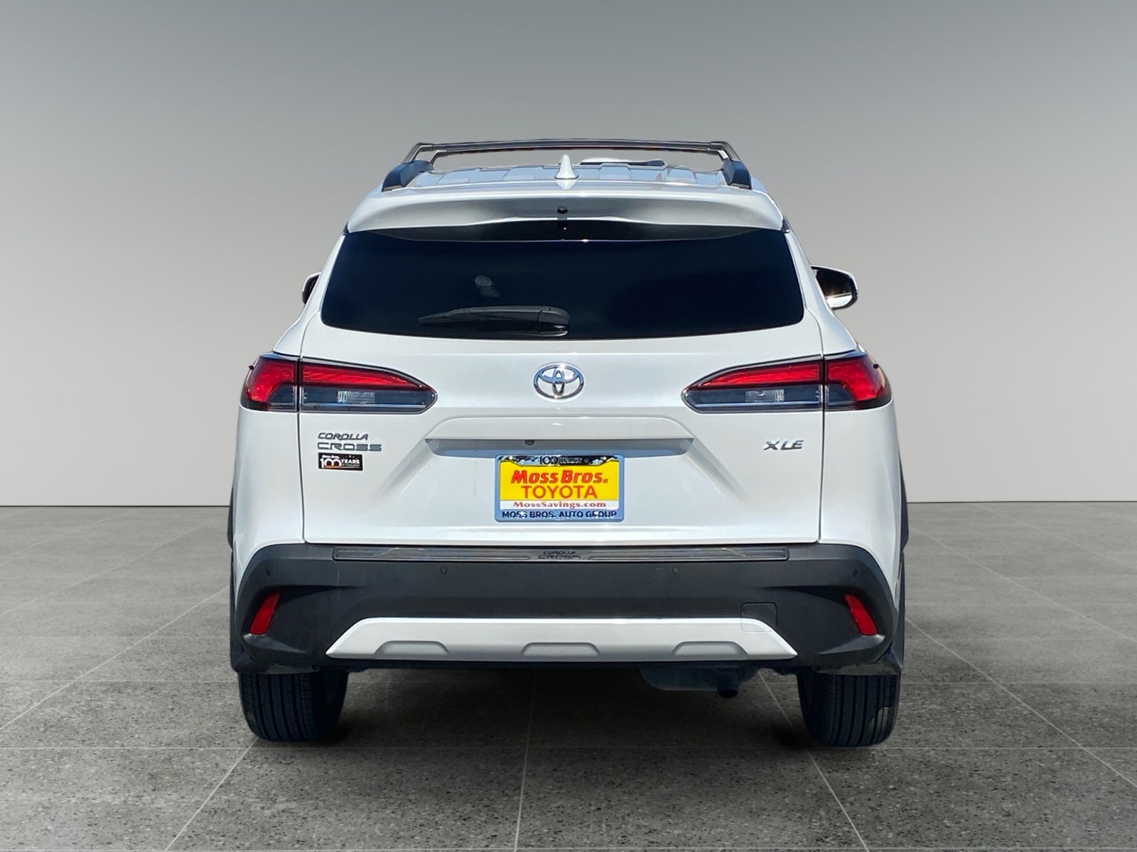 2024 Toyota Corolla Cross XLE photo 4