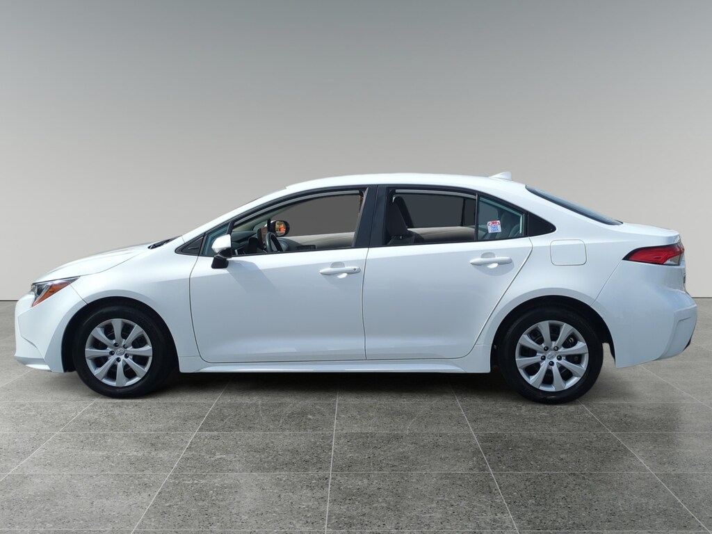 Used 2025 Toyota Corolla LE Sedan