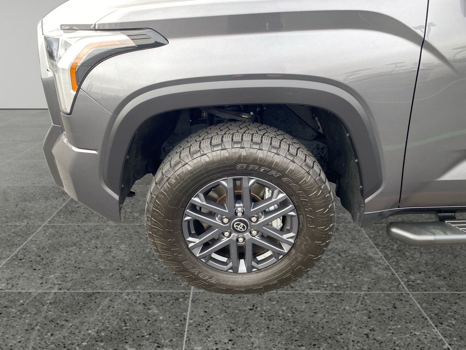 2025 Toyota Tundra SR5 - Photo 14