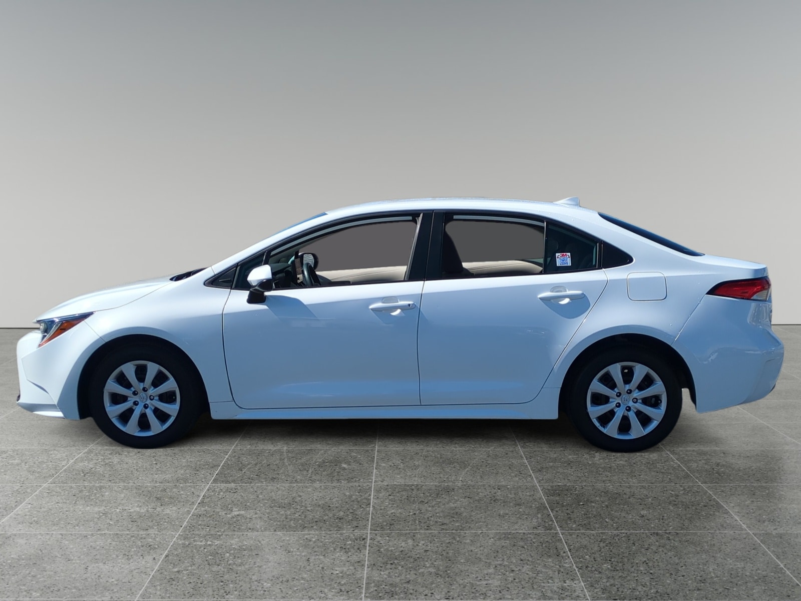 2024 Toyota Corolla LE photo 2