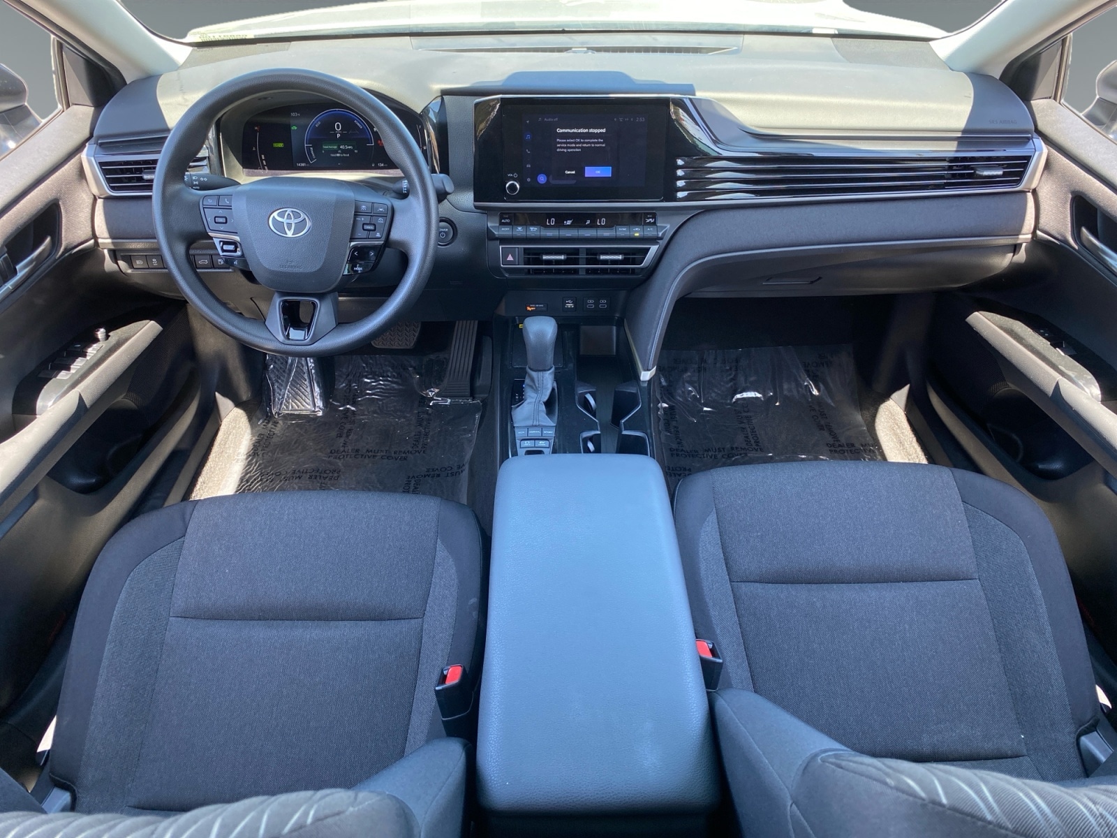 2025 Toyota Camry LE - Photo 10