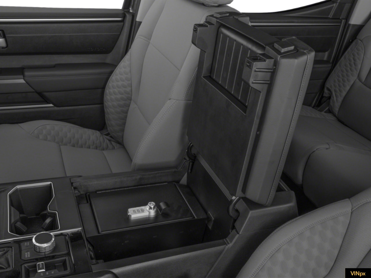 2026 Toyota Tundra SR5 - Photo 12