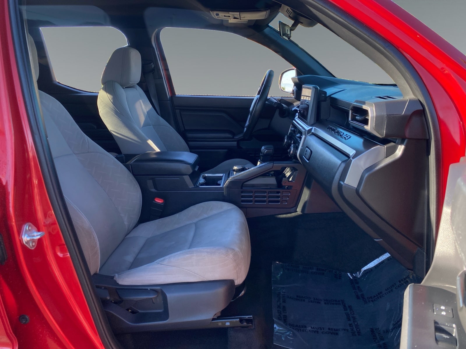 2024 Toyota Tacoma SR5 - Photo 15