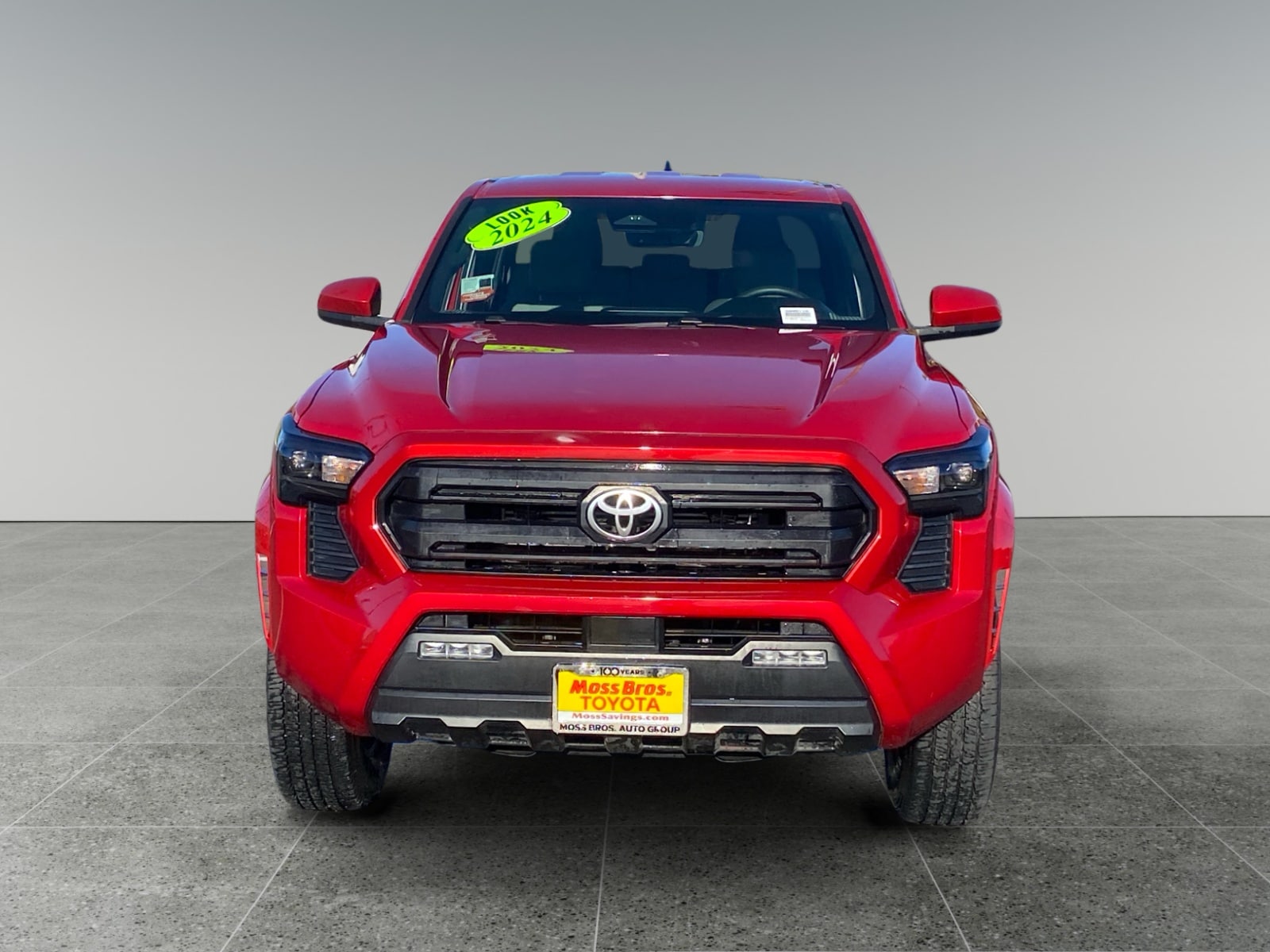 2024 Toyota Tacoma SR5 - Photo 8