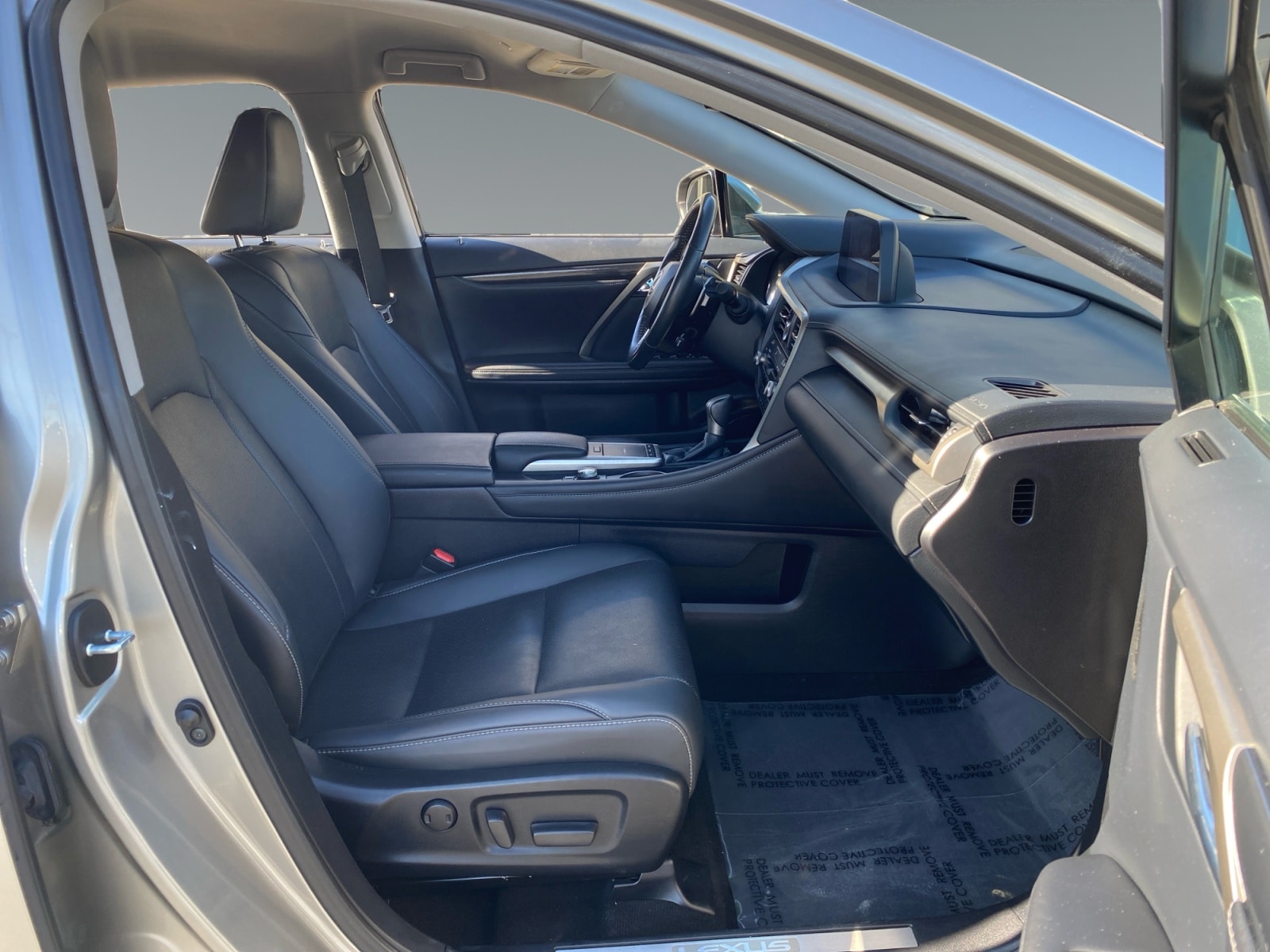 2022 Lexus RX 350 - Photo 15