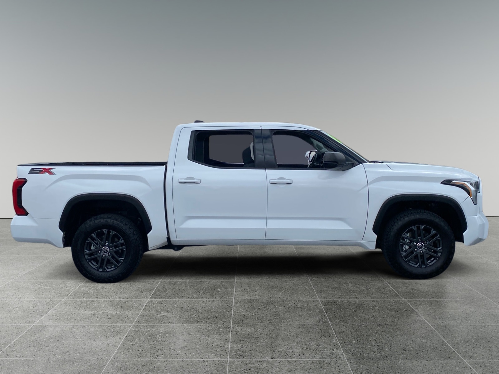 2023 Toyota Tundra SR5 photo 6