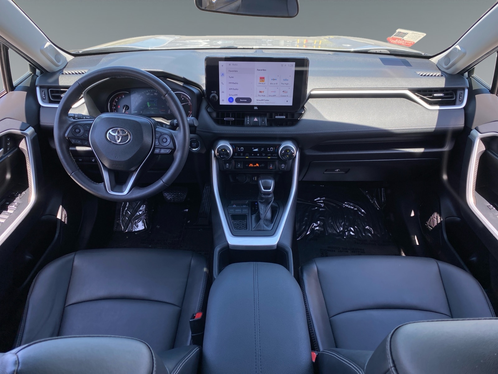 2024 Toyota RAV4 XLE Premium - Photo 10