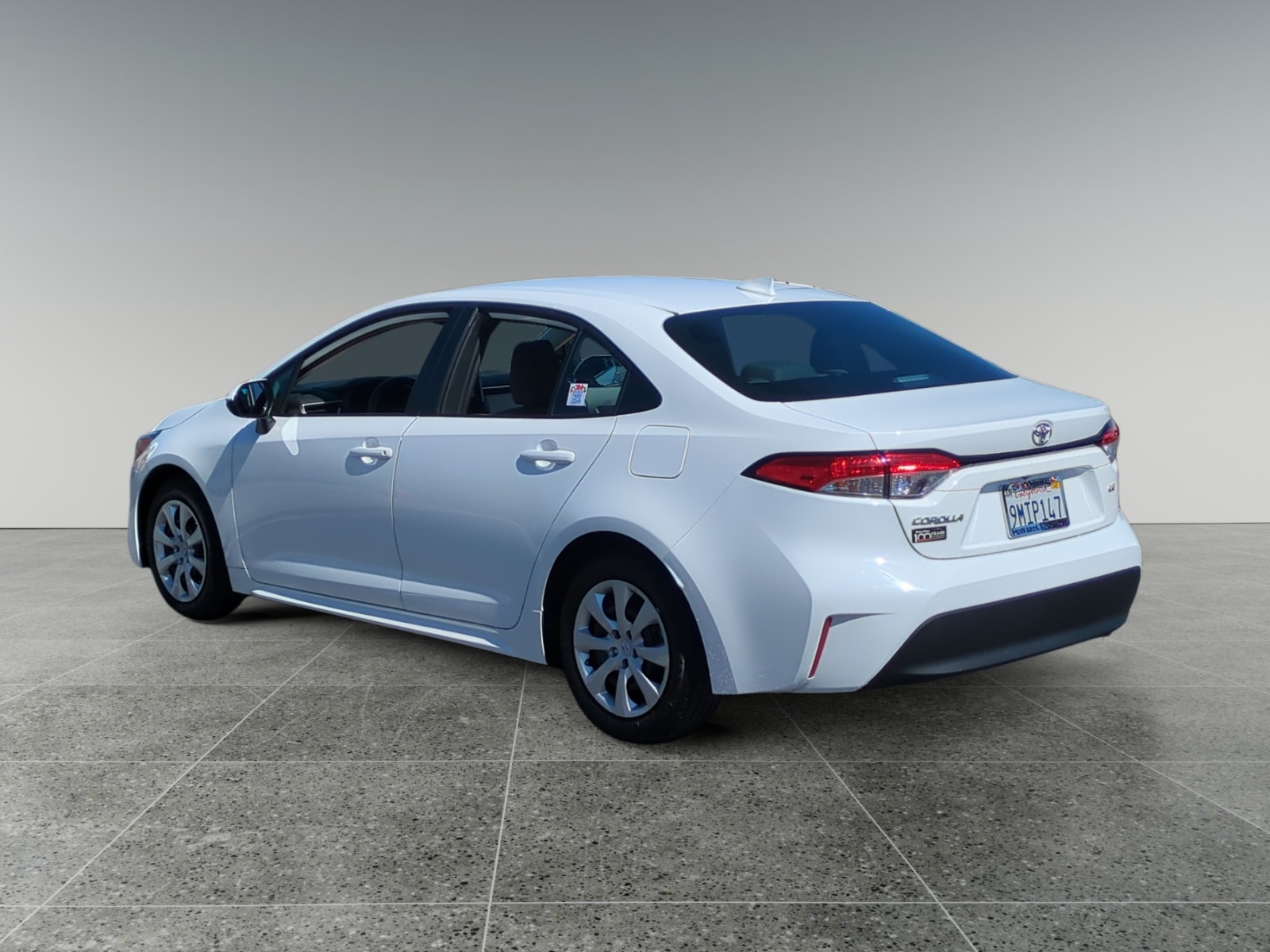 2024 Toyota Corolla LE photo 3