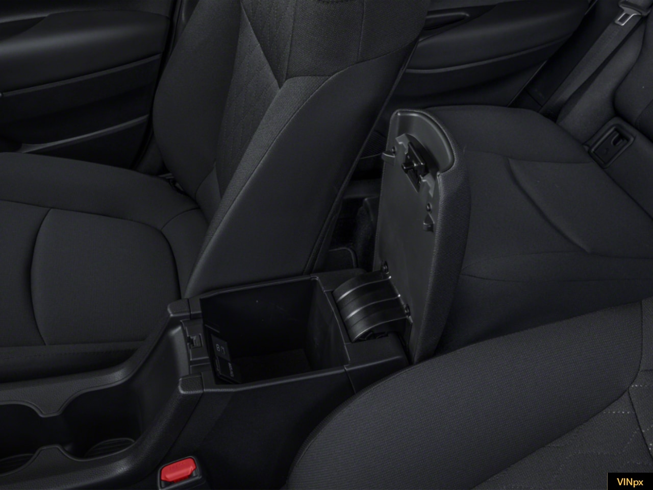 2026 Toyota Corolla Cross LE - Photo 12