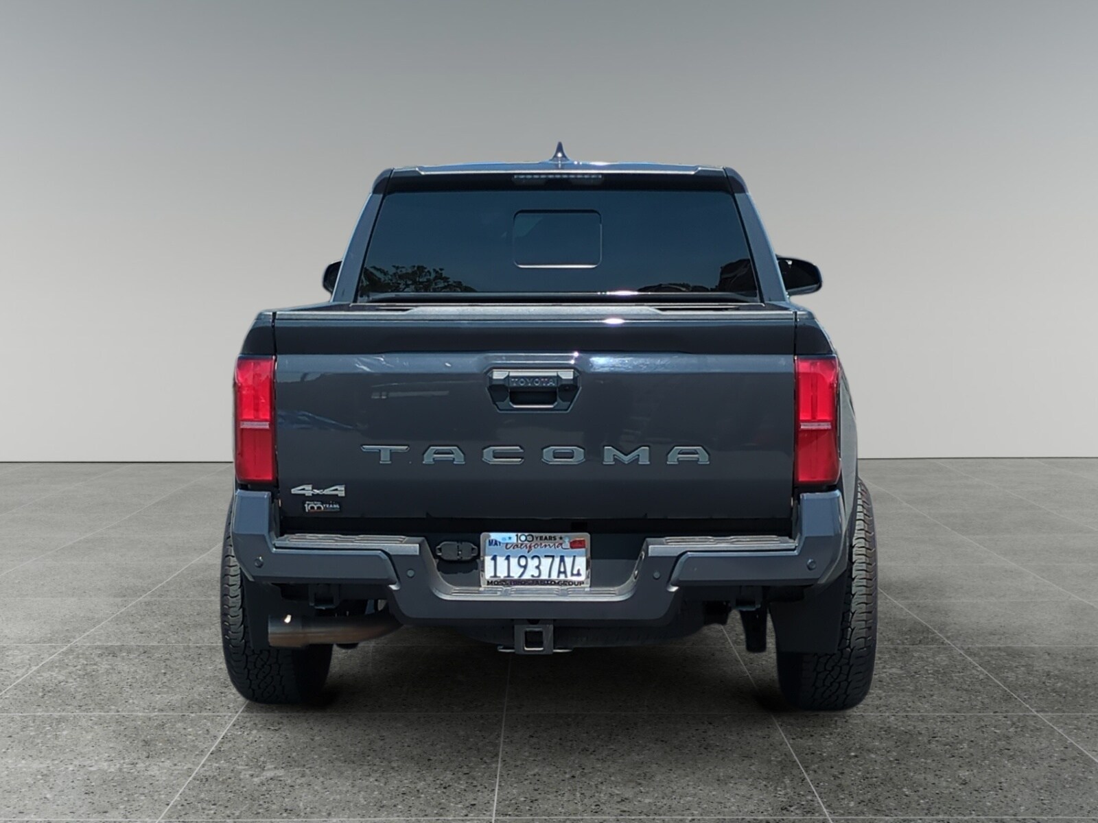 2024 Toyota Tacoma Limited photo 4