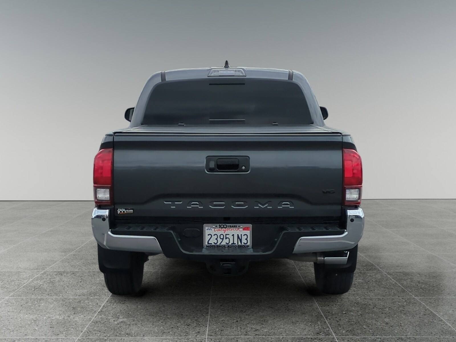 2022 Toyota Tacoma SR5 Double Cab photo 4