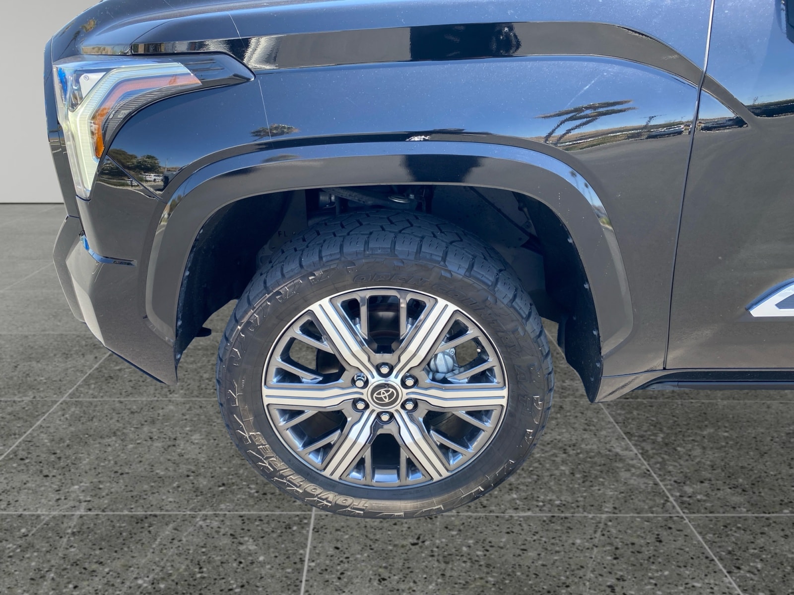 2023 Toyota Tundra Capstone - Photo 14