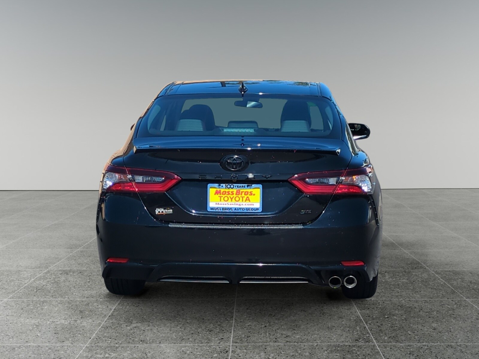 2023 Toyota Camry SE photo 4