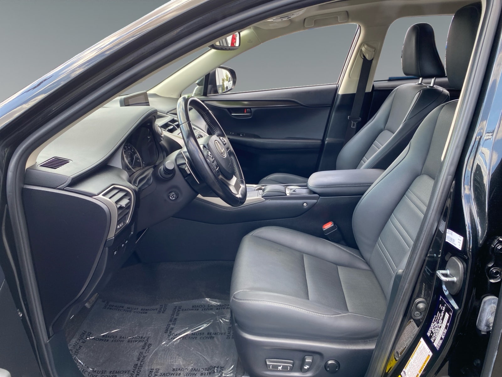 2020 Lexus NX 300 - Photo 9