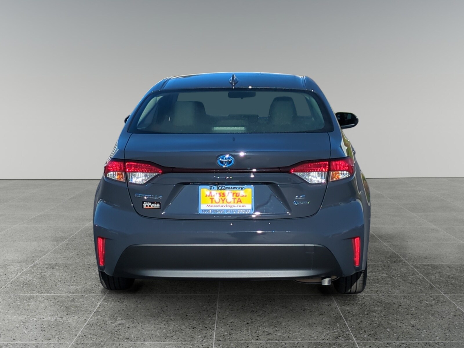 2025 Toyota Corolla Hybrid LE photo 4