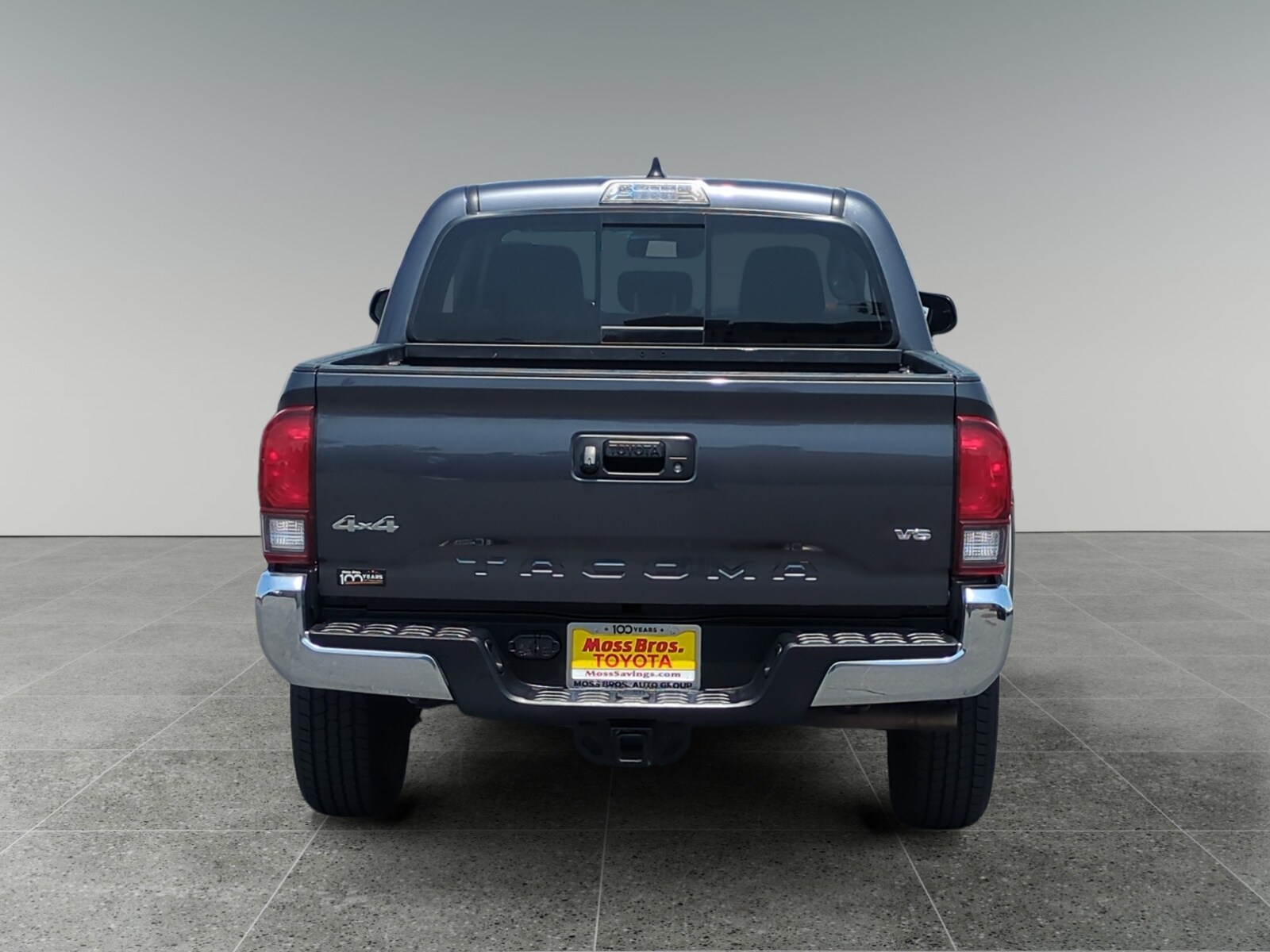 2023 Toyota Tacoma SR5 Double Cab photo 4