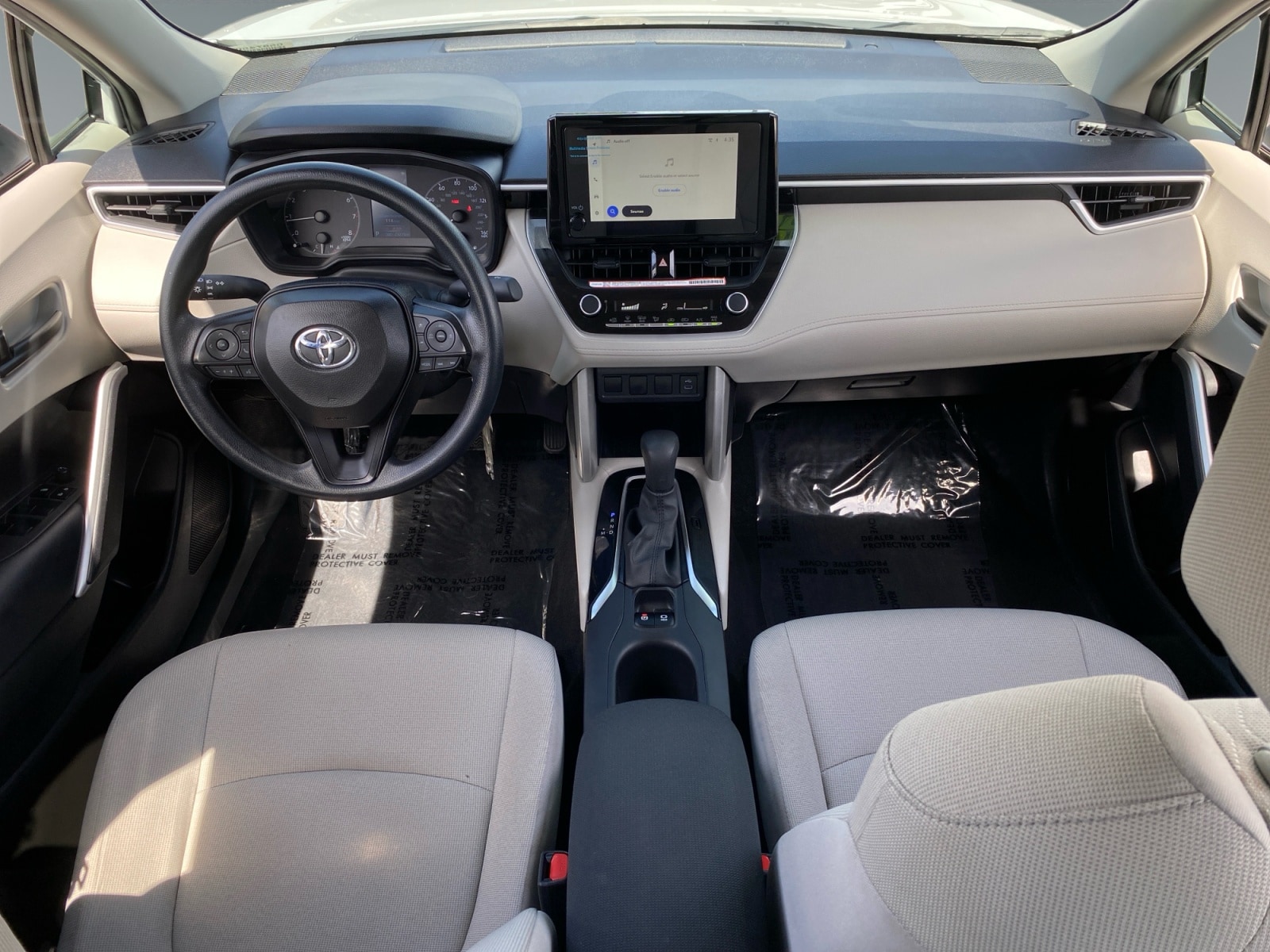 2024 Toyota Corolla Cross L - Photo 10