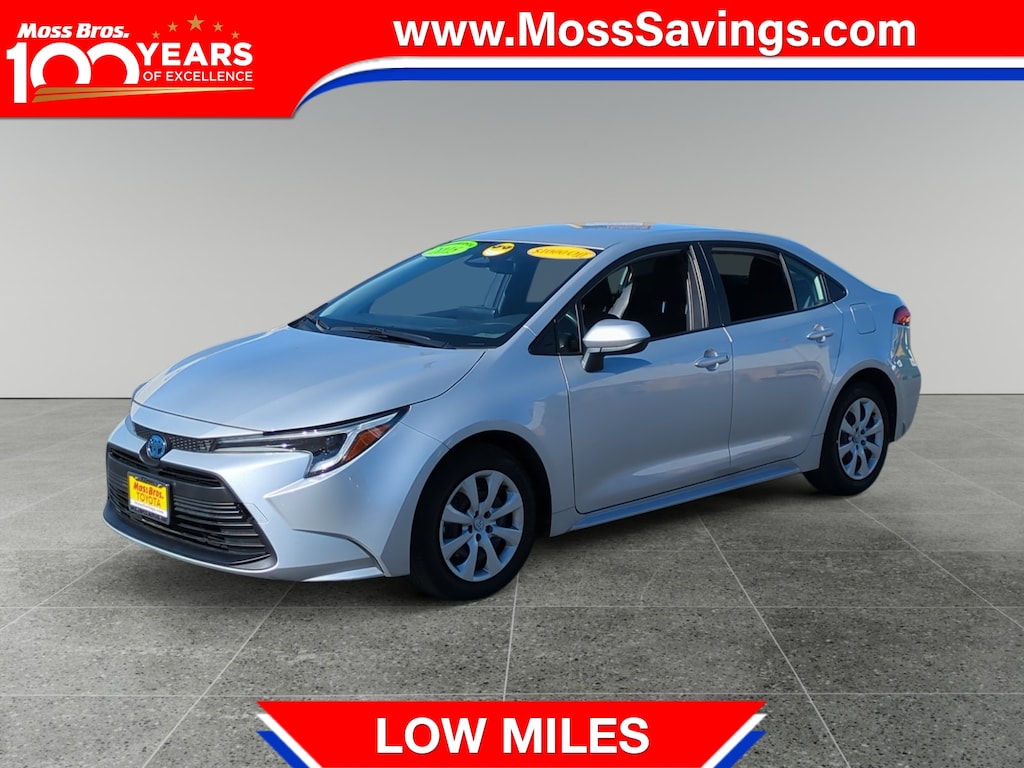Used 2025 Toyota Corolla Hybrid LE Sedan