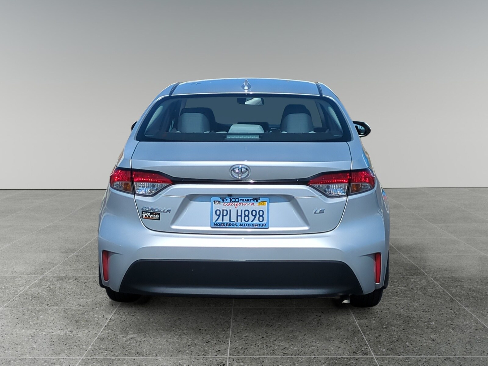 2025 Toyota Corolla LE photo 4