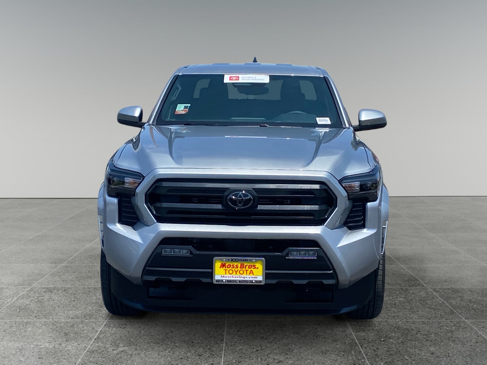 2026 Toyota Tacoma SR5 - Photo 8