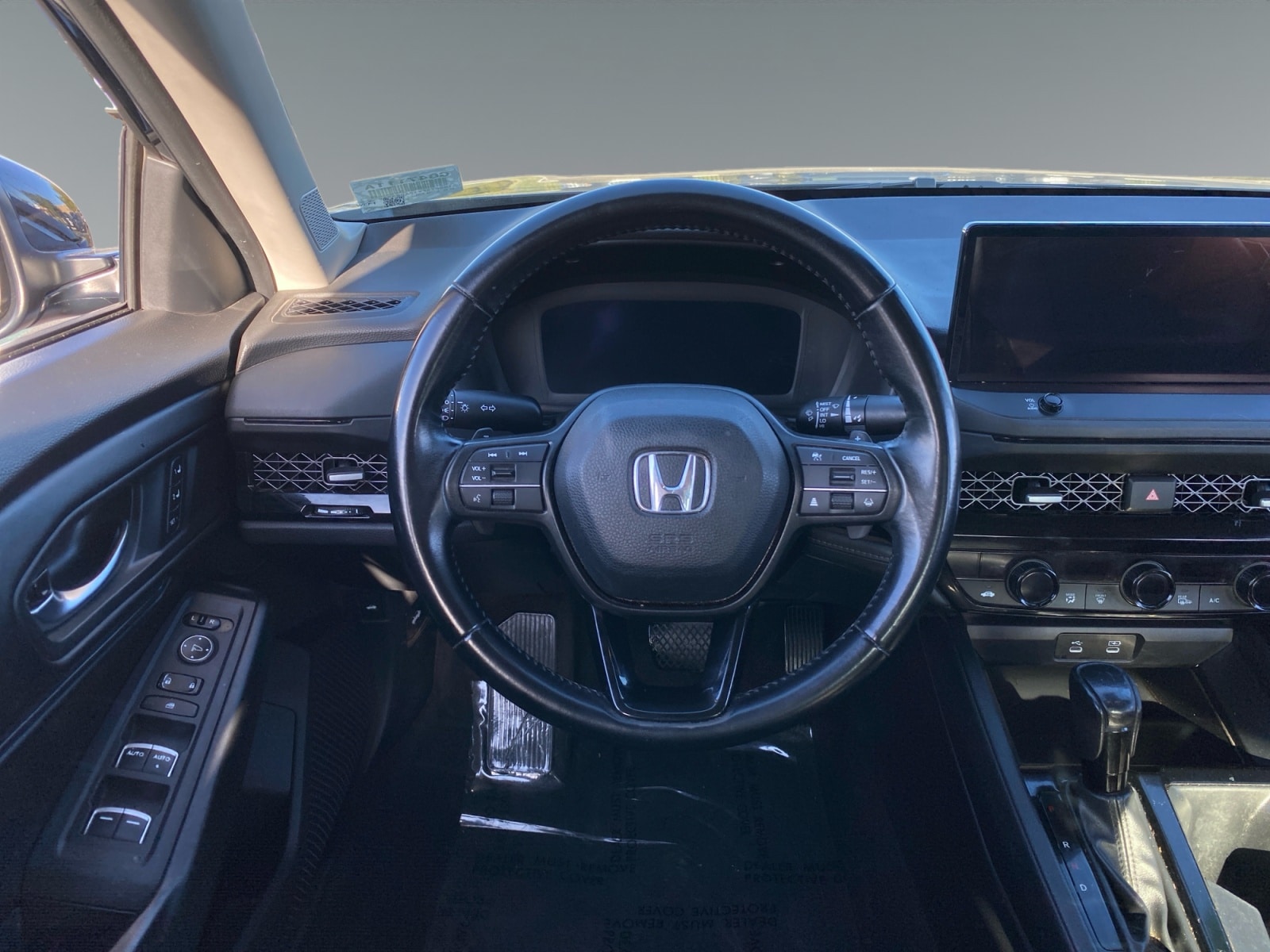2023 Honda Accord Hybrid EX-L - Photo 12