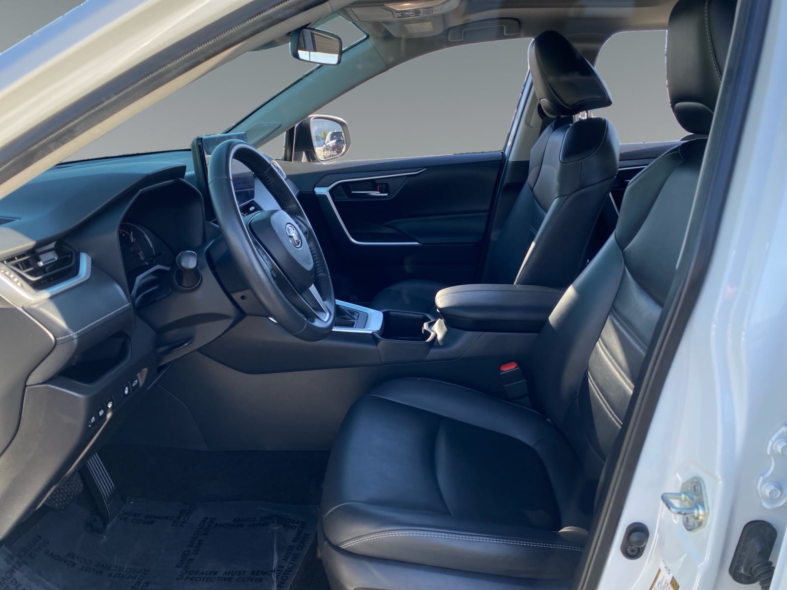 2023 Toyota RAV4 XLE Premium - Photo 9