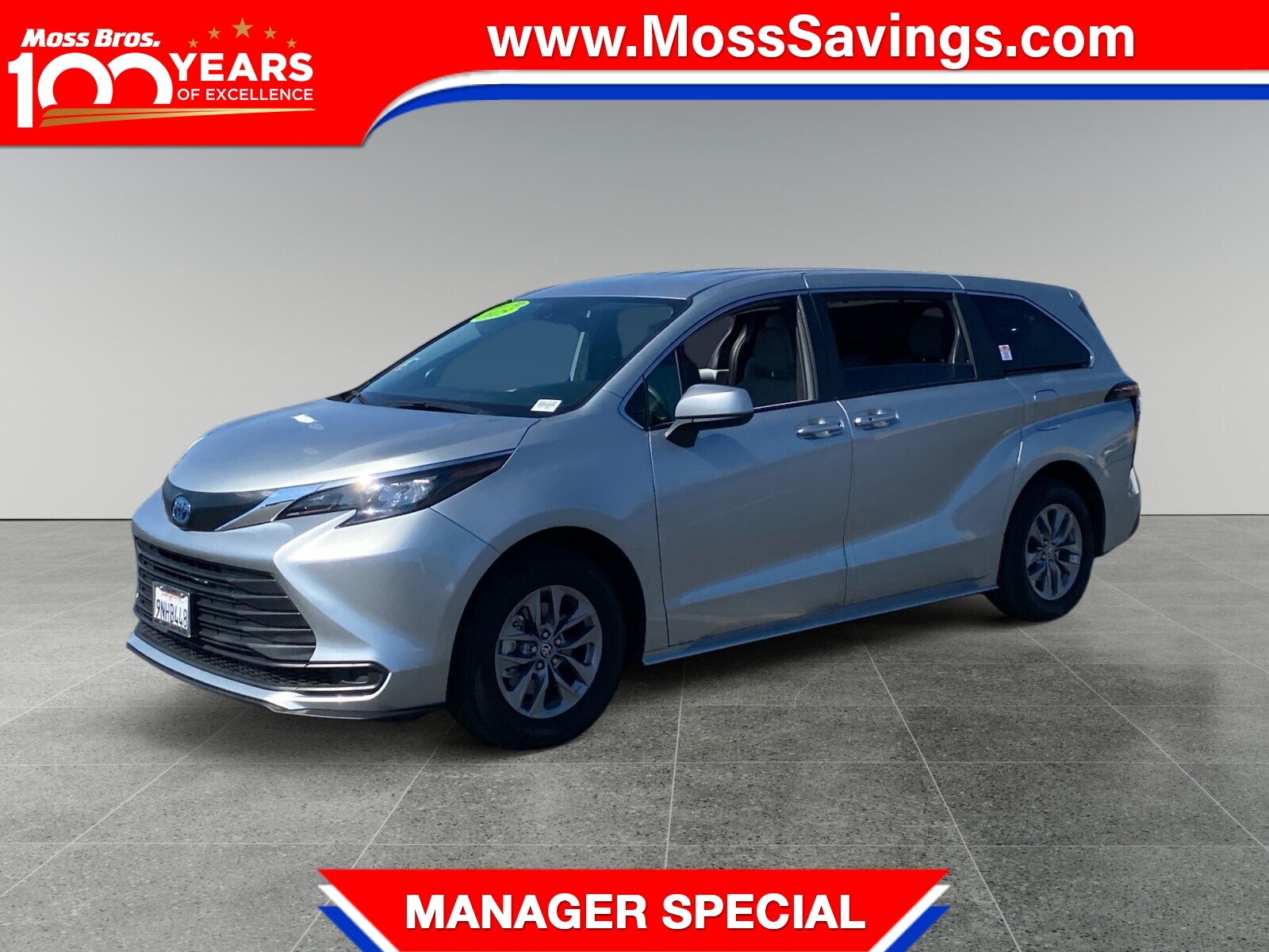 Celestial Silver 2025 Toyota Sienna LE 8-Passenger FWD Minivan Front-Wheel Drive Automatic