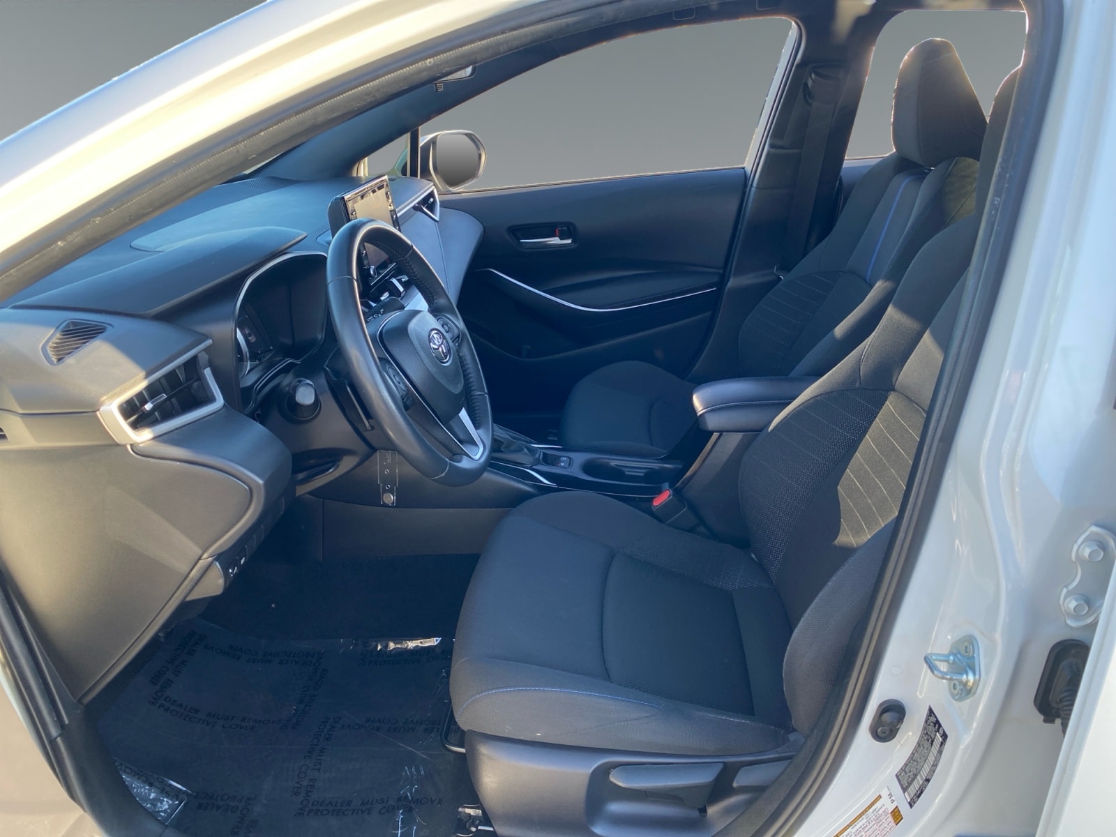 2022 Toyota Corolla SE - Photo 9