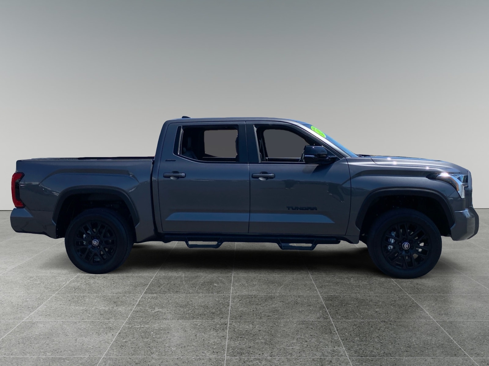 2025 Toyota Tundra Limited - Photo 6