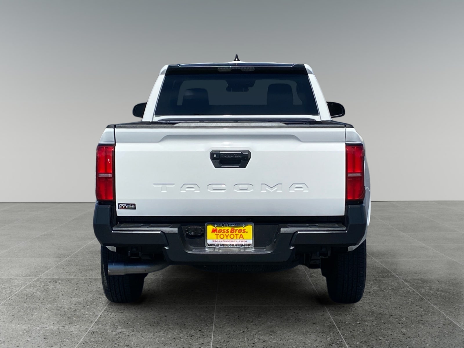 2024 Toyota Tacoma SR photo 4