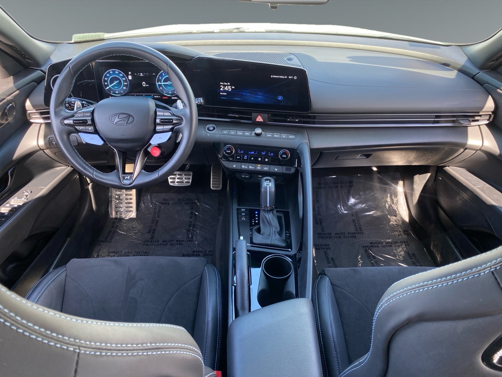 2025 Hyundai Elantra N - Photo 10