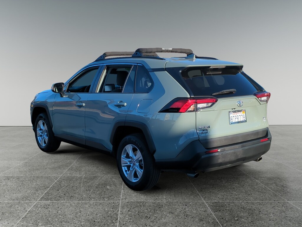 Used 2020 Toyota RAV4 XLE SUV