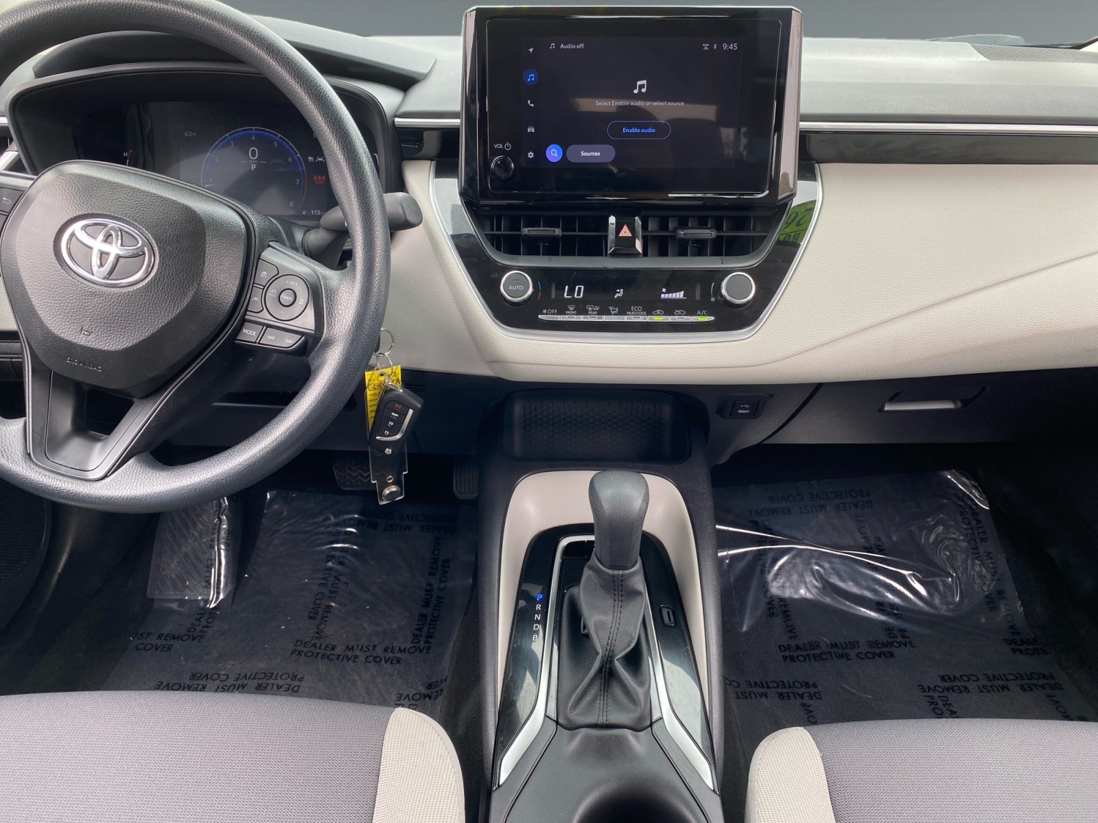 2026 Toyota Corolla LE - Photo 11