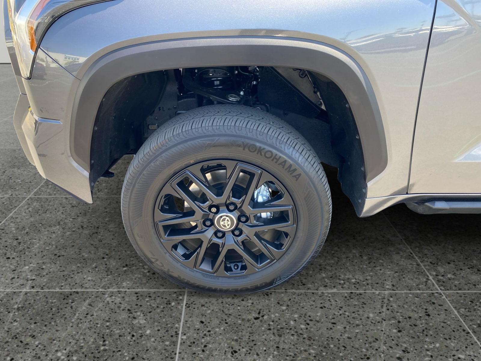 2025 Toyota Tundra Limited - Photo 14