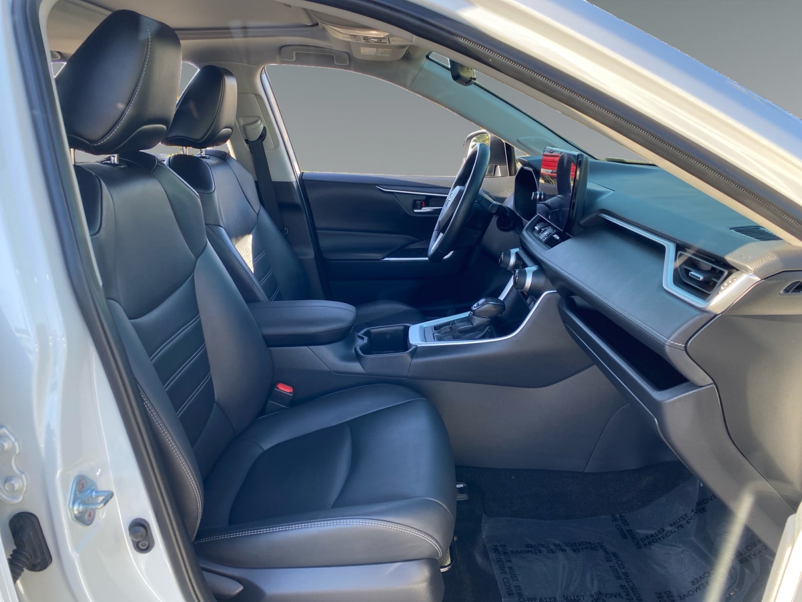 2023 Toyota RAV4 XLE Premium - Photo 15