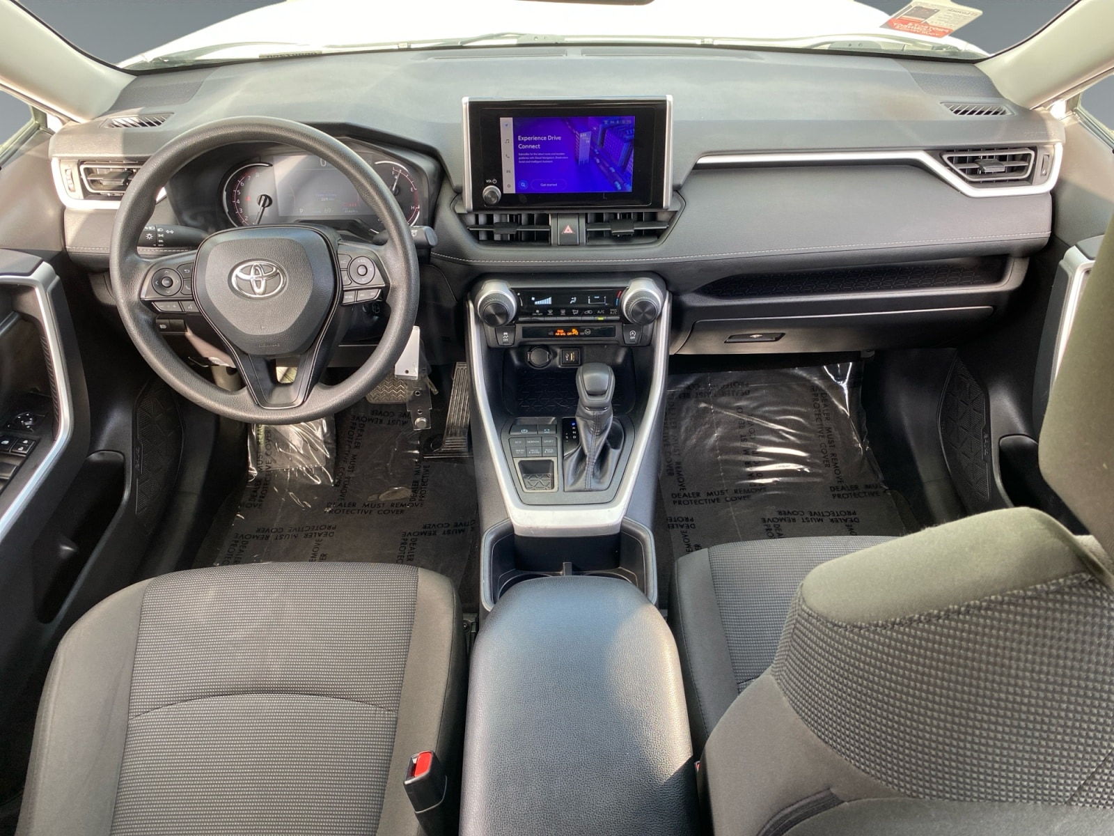 2025 Toyota RAV4 LE - Photo 10