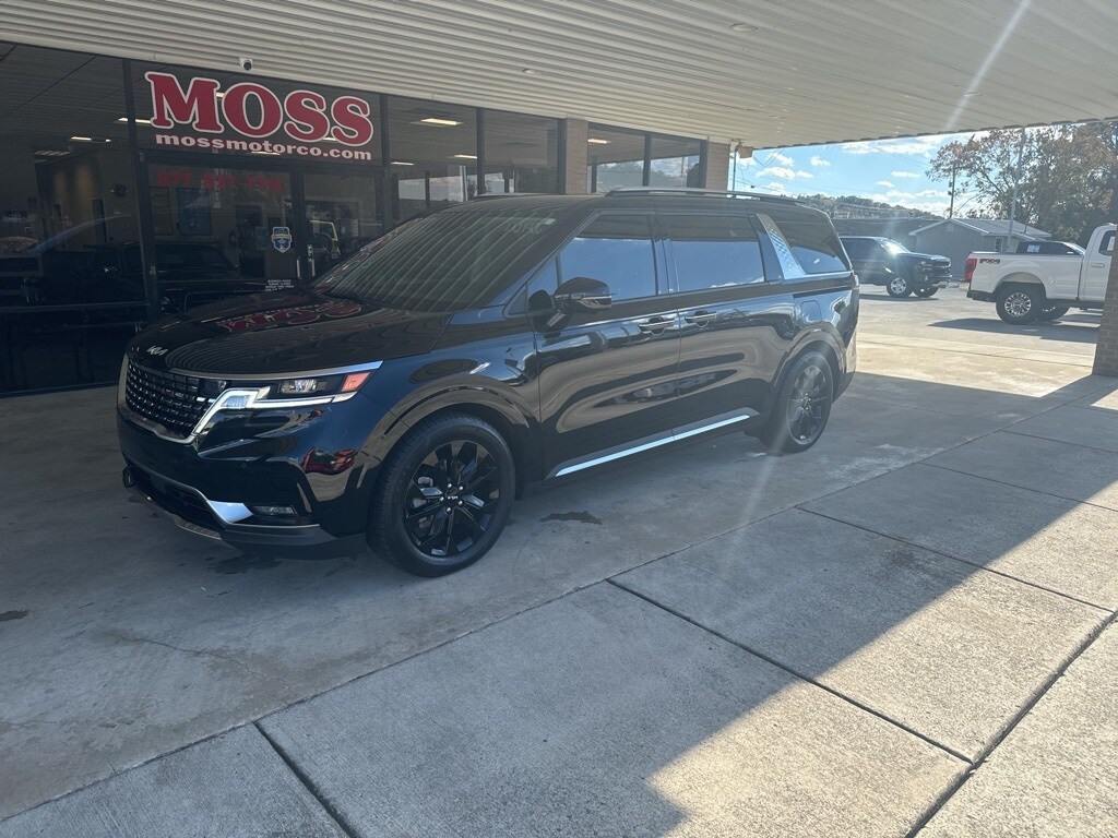 Used 2024 Kia Carnival SX MPV