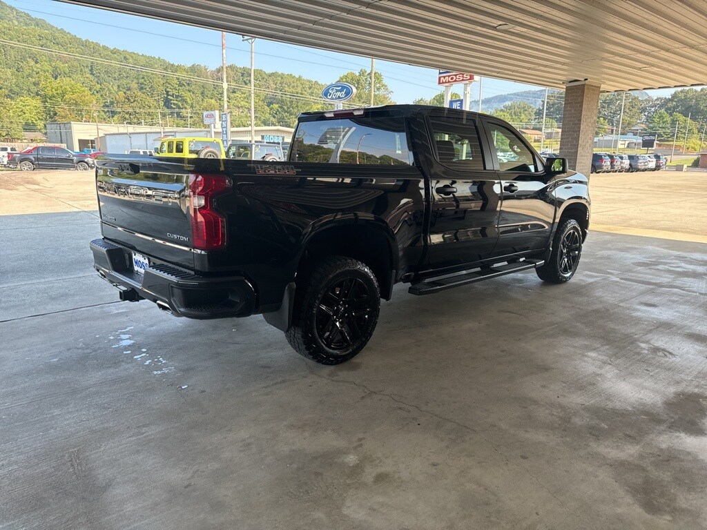 Used 2024 Chevrolet Silverado 1500 Custom Trail Boss Truck Crew Cab