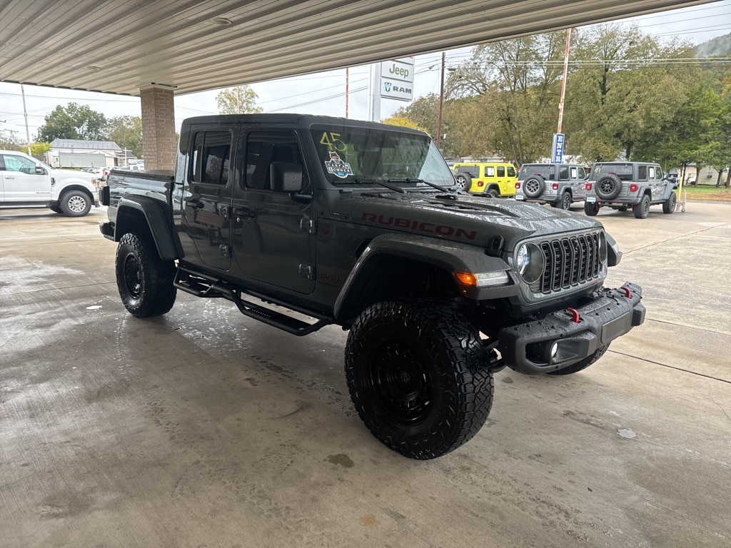 Used 2025 Jeep Gladiator Rubicon Truck Crew Cab