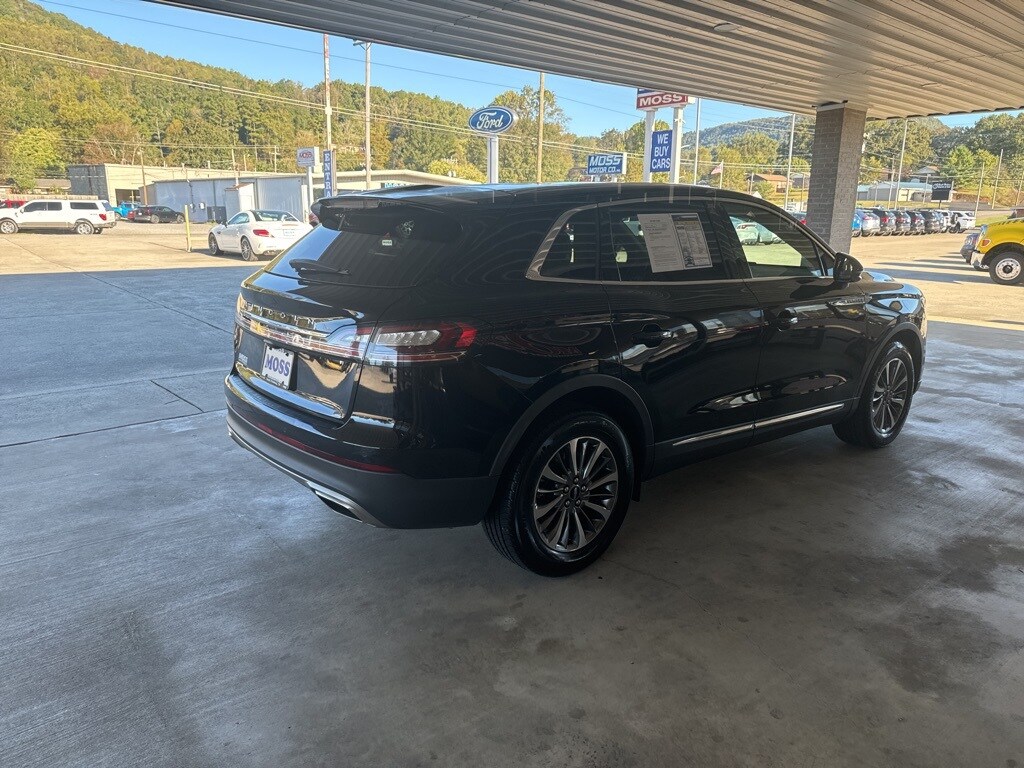 Used 2022 Lincoln Nautilus Reserve SUV