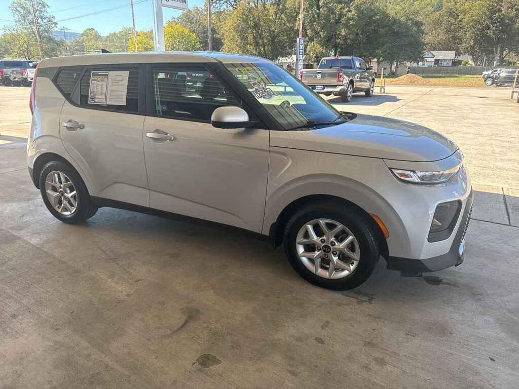 Used 2020 Kia Soul S Hatchback